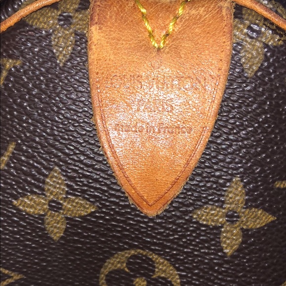 Vintage speedy Louis Vuitton handbag for sale - Picture 6 of 7
